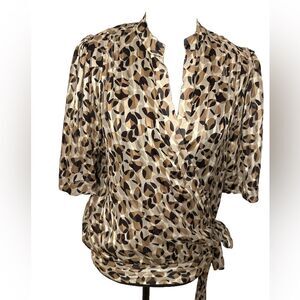 BCBG MAXAZRIA Black/Tan Leopard silk blouse. Size Large